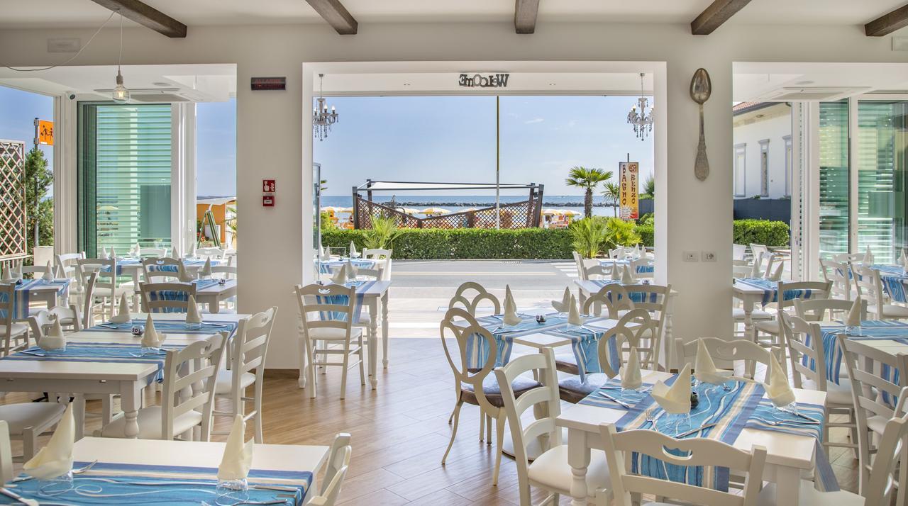 White Suite & Apartments Bellaria-Igea Marina Esterno foto