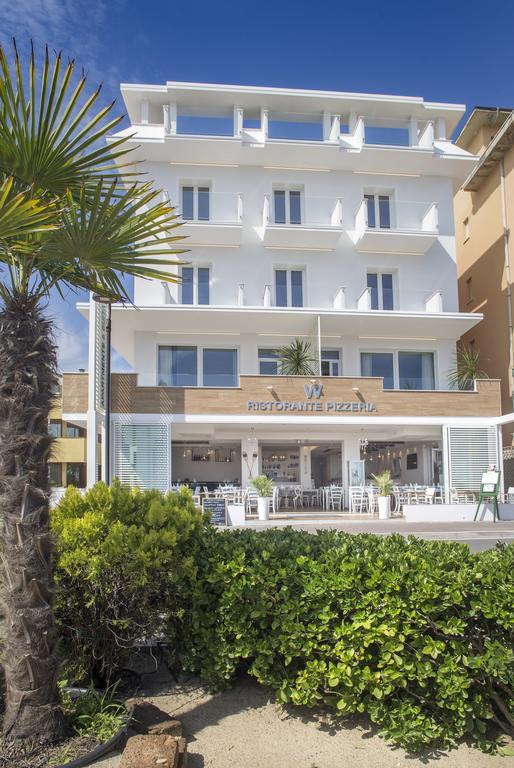 White Suite & Apartments Bellaria-Igea Marina Esterno foto