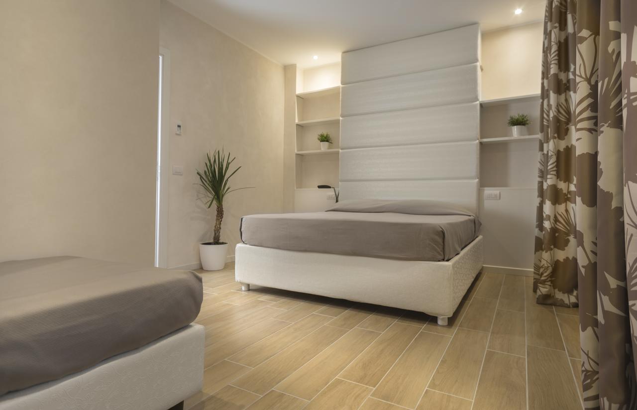 White Suite & Apartments Bellaria-Igea Marina Esterno foto