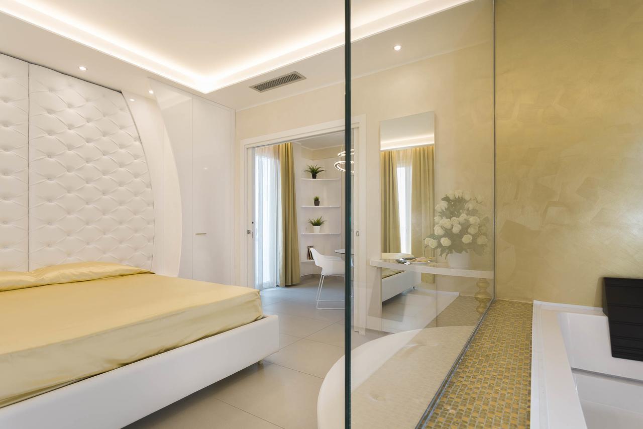 White Suite & Apartments Bellaria-Igea Marina Esterno foto
