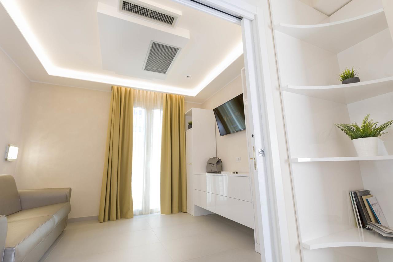 White Suite & Apartments Bellaria-Igea Marina Esterno foto
