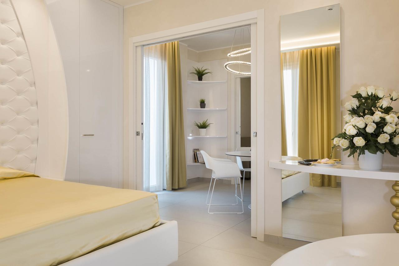 White Suite & Apartments Bellaria-Igea Marina Esterno foto