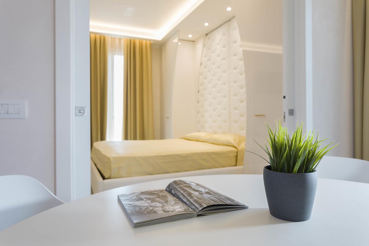 White Suite & Apartments Bellaria-Igea Marina Esterno foto