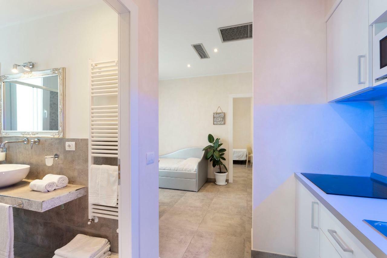 White Suite & Apartments Bellaria-Igea Marina Esterno foto